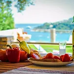 Villa Villa Tireda Marathiás