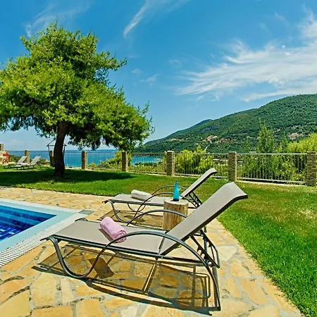 Villa Tireda * Marathiás